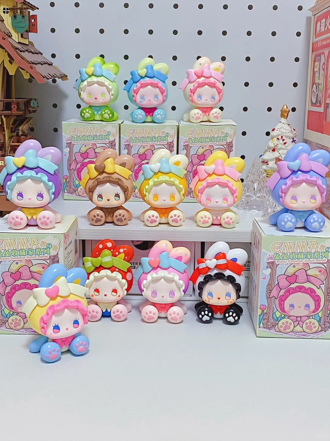 EMMA Bunny Collector Debut Series Blind Box