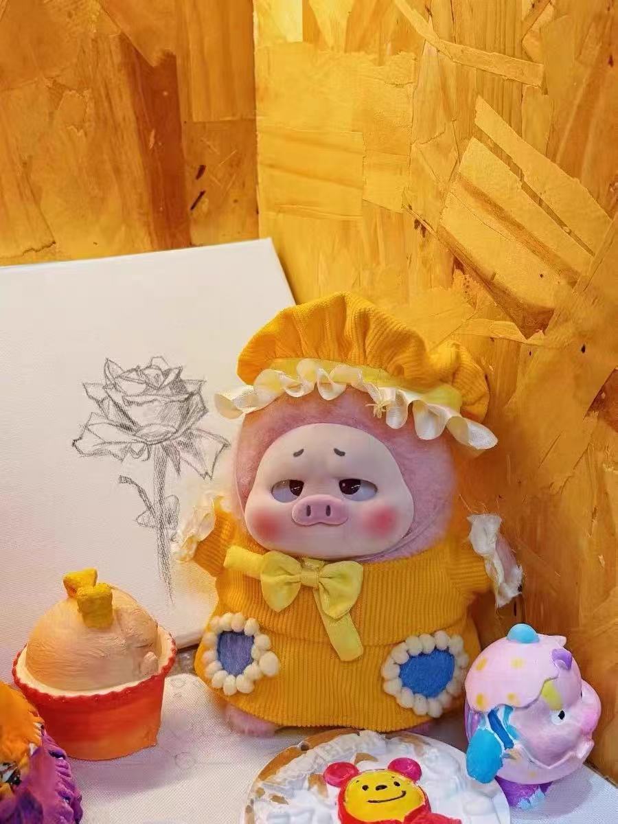 Upset pig plush Toy Doll