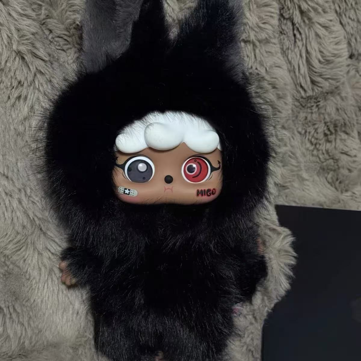 MIGO Hug 400% Plush Blind Box